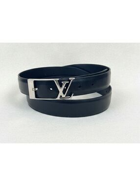 Authentic Louis Vuitton Black Leather Women's LV Logo Buckle Belt